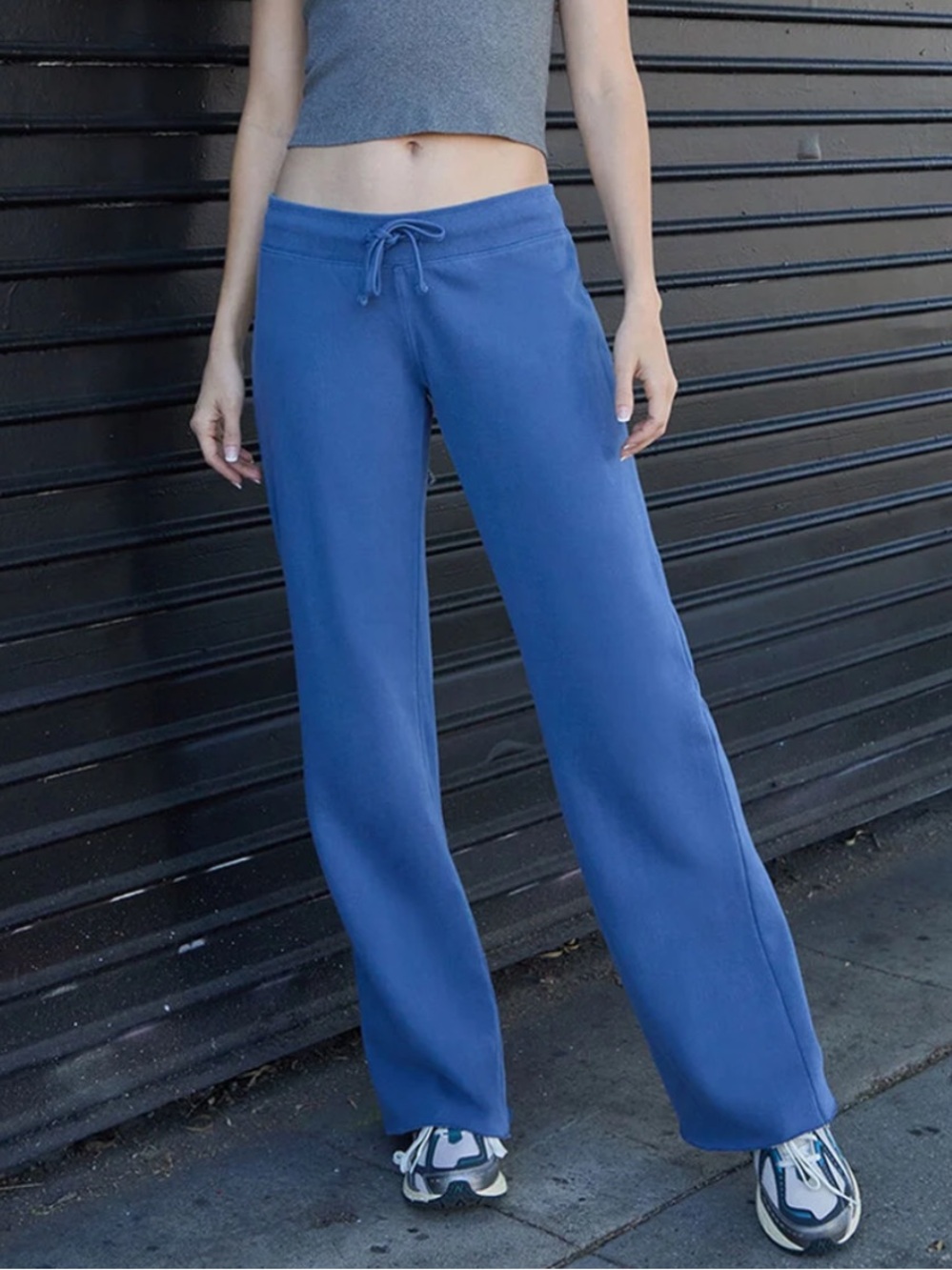Brandy Melville Hilary Baggy
Sweatpants
